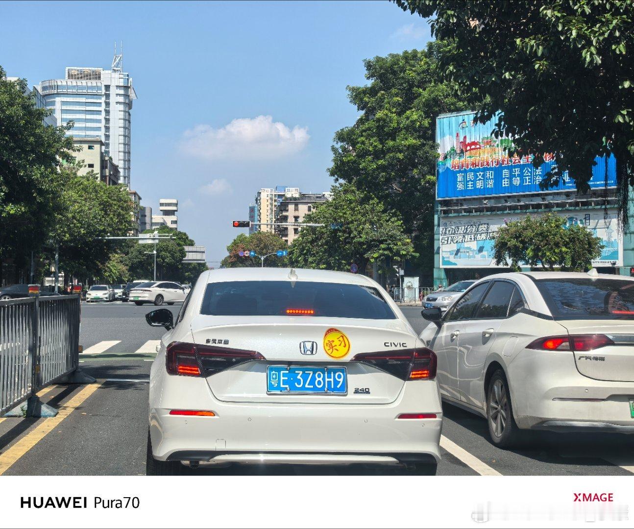 虽然新能源电车盛行，但还是有人支持油车。 ​​​