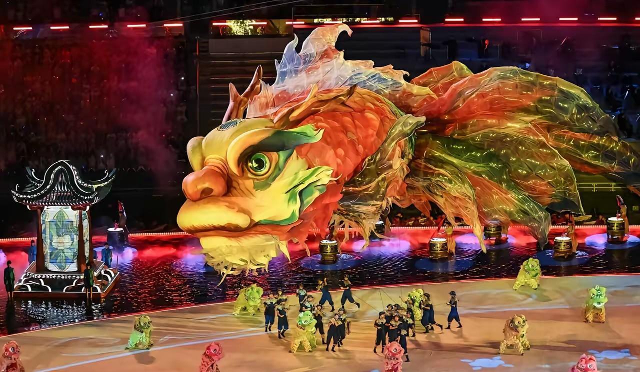 这下好了，真相了
十五运开幕式用“同根同源”“同心同缘”“同梦同圆”三个篇章，把