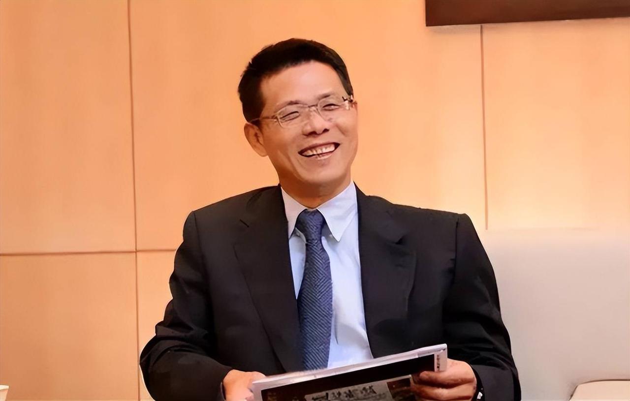 陈正坤的传奇故事
 
陈正坤，来自中国台湾的存储芯片顶尖专家，一生辗转硅谷、台湾