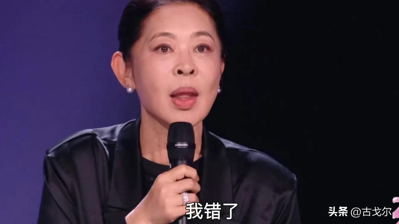 倪萍在《乘风2026》初舞台直播中因干预赛制引发争议后，为挽回公信力，次日直播开