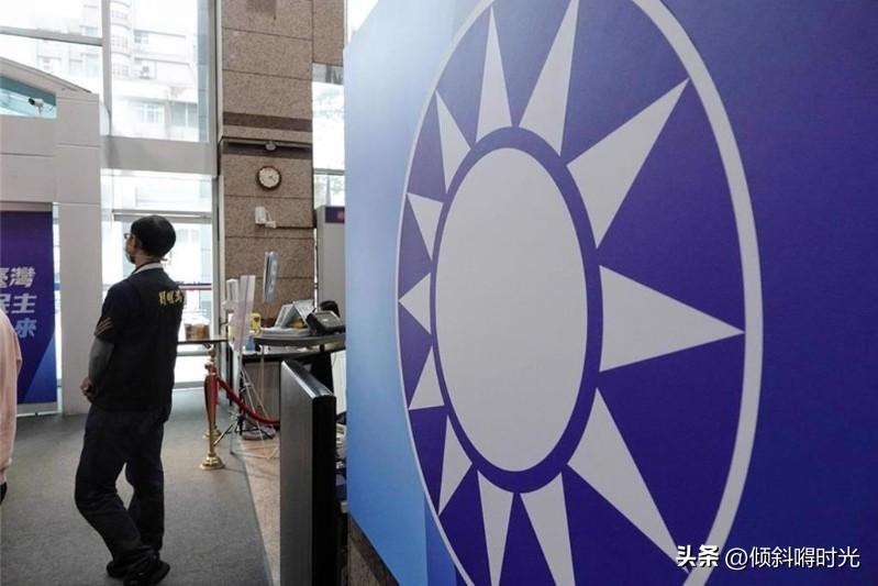 你们发现没有？国民党还真是“烂”啊，每隔一段时间都会自己人“咬”自己人一口，前段