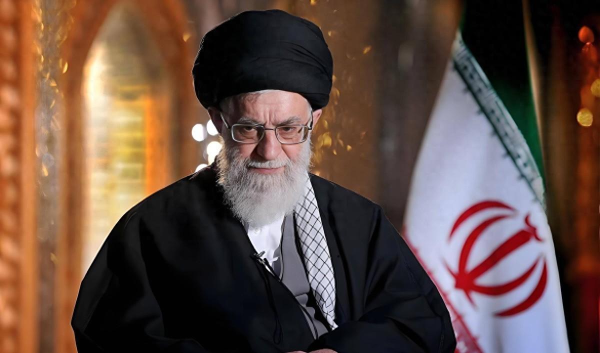 别拿中国说事
有些国家在对外博弈时，总喜欢把第三方摆上台面，当成谈判里的筹码。动