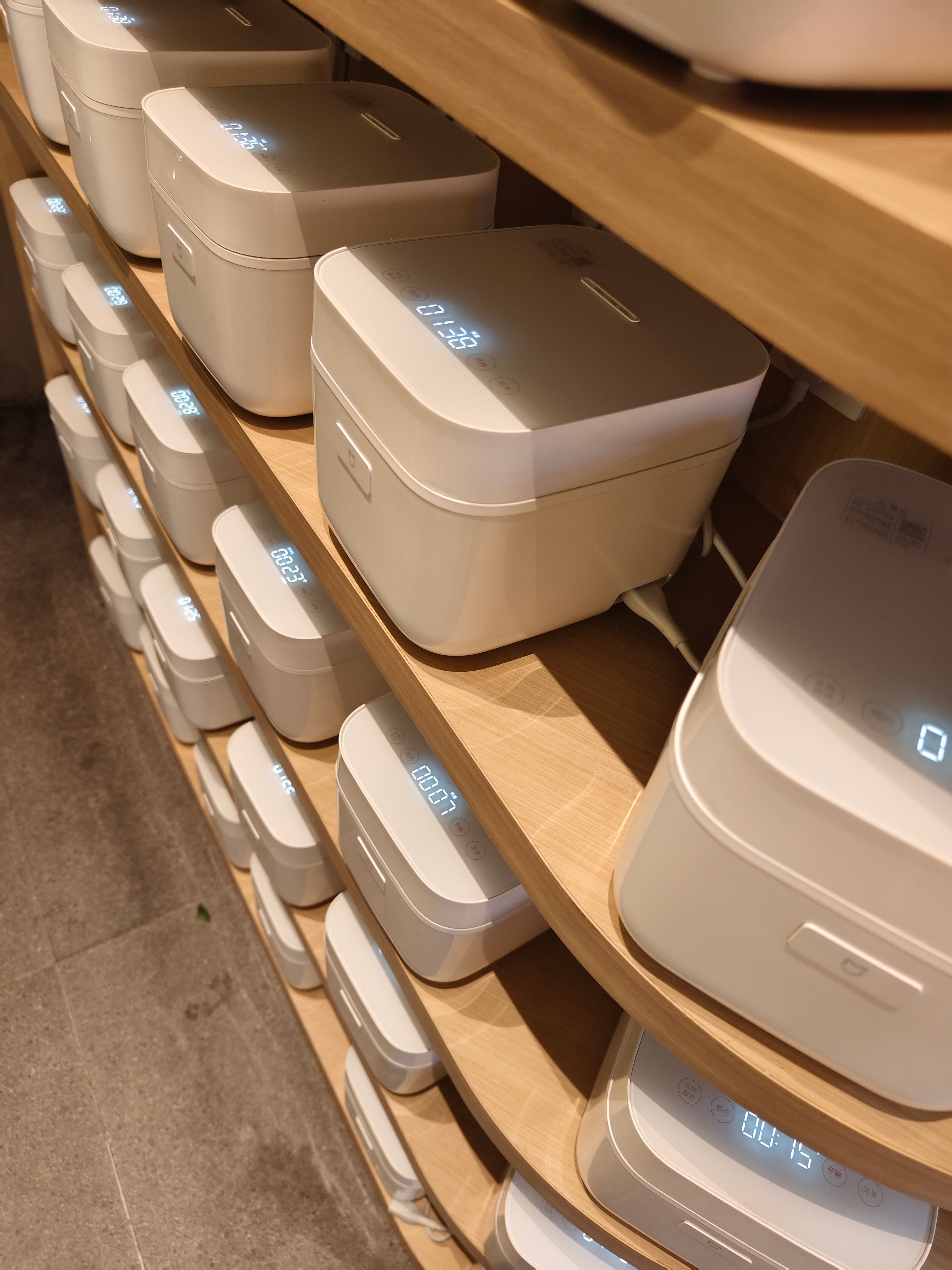 好家伙！全部都是米家的电饭锅