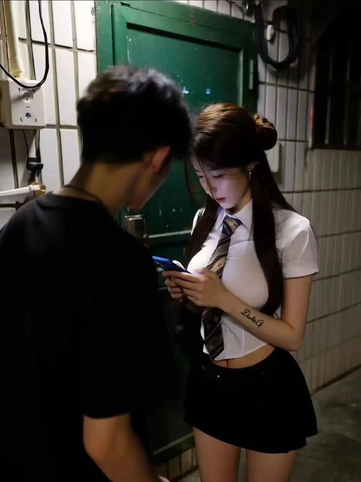 你的缺点会让你自卑吗有纹身算缺点吗？