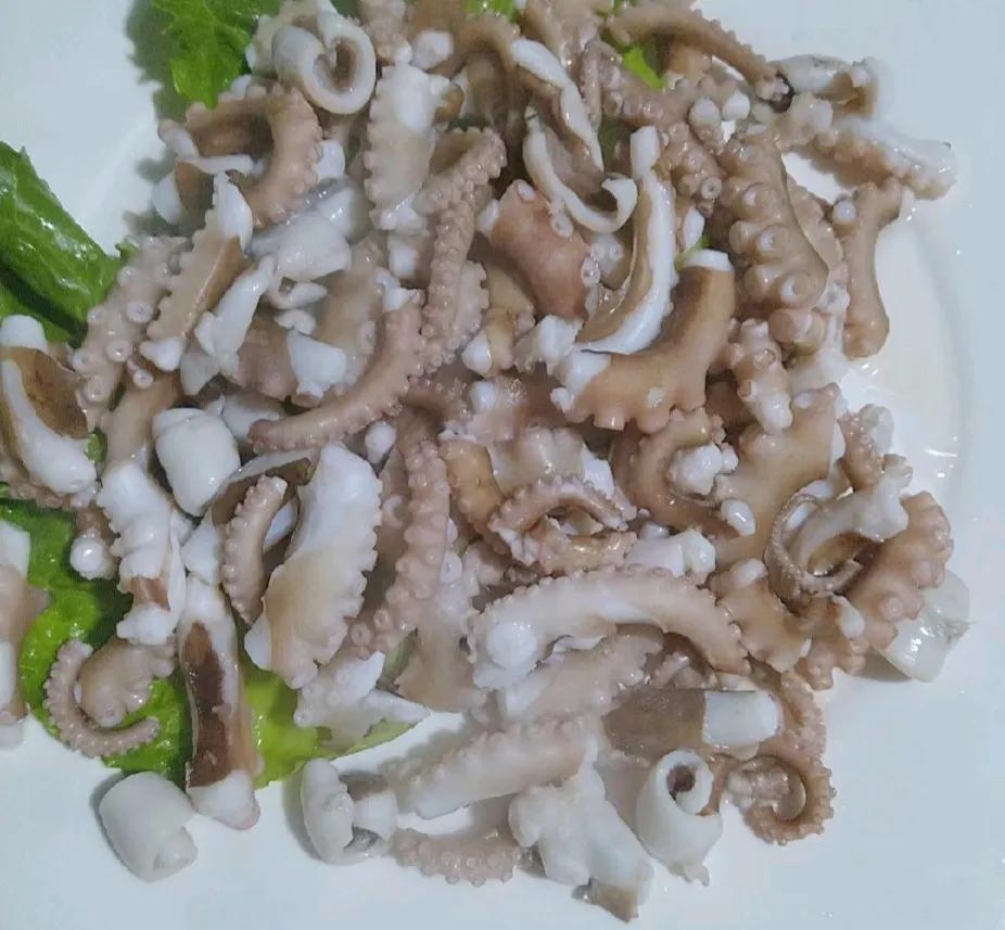 秋高气爽的日子，品尝美食就是比较幸福的事情。

烟台靠海，海鲜是独特美食，海鲜简