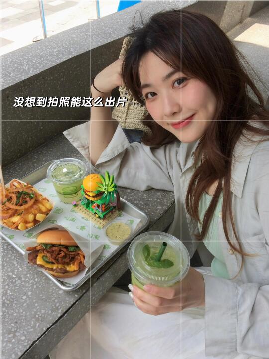 pose🤳午休恰了个泰兰德🏝️