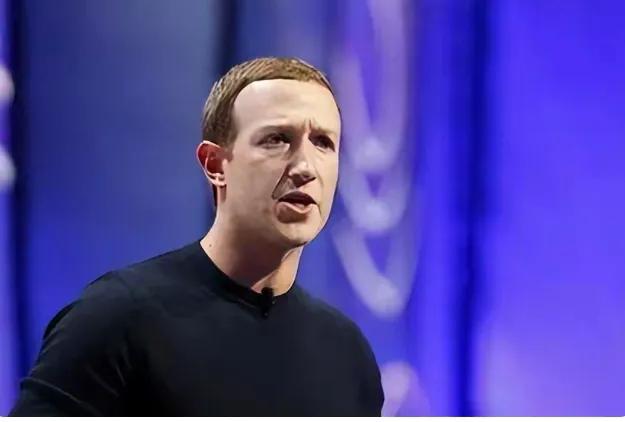 美国终于下狠手了！一周挖走4位中国顶尖AI人才，天价年薪直接砸到1亿美元，这哪是