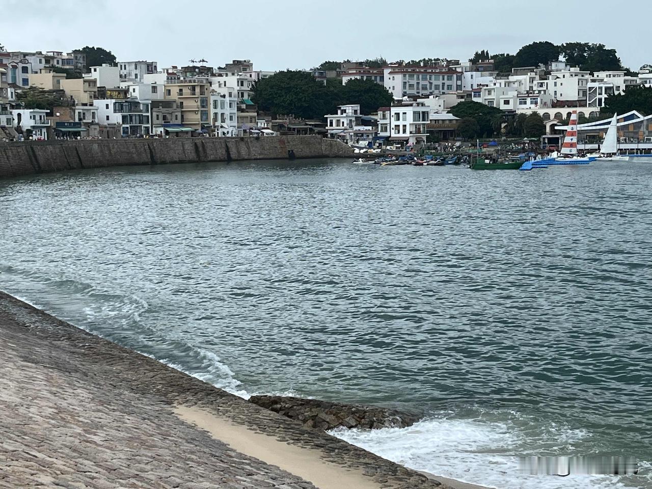 分享一张海边照这是东山岛