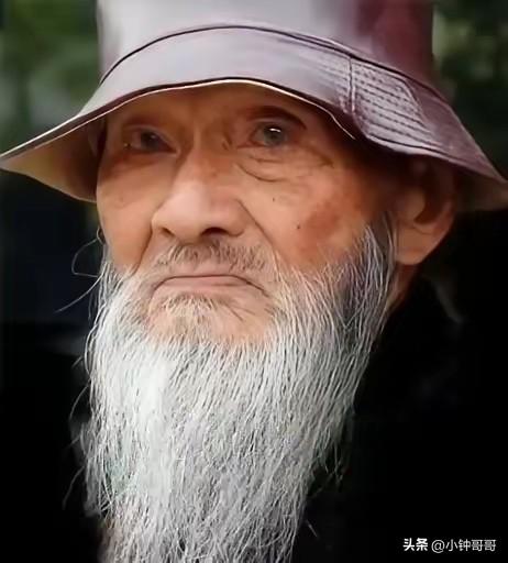 133岁离世，抽了113年土烟肺却无病，他为何从不治病？

1995年春天刚开始