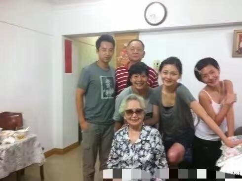 大S真的好像奶奶啊！