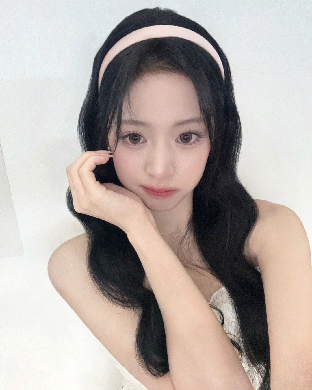 260129 品牌IG更新𝕒-𝕖𝕪𝕖×𝔹𝔸𝔹𝕐𝕄𝕆ℕ𝕊𝕋