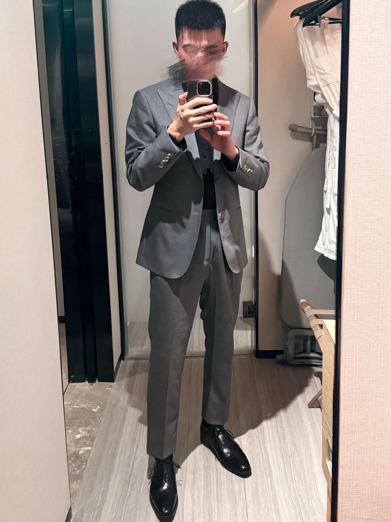 正装才是我的主场