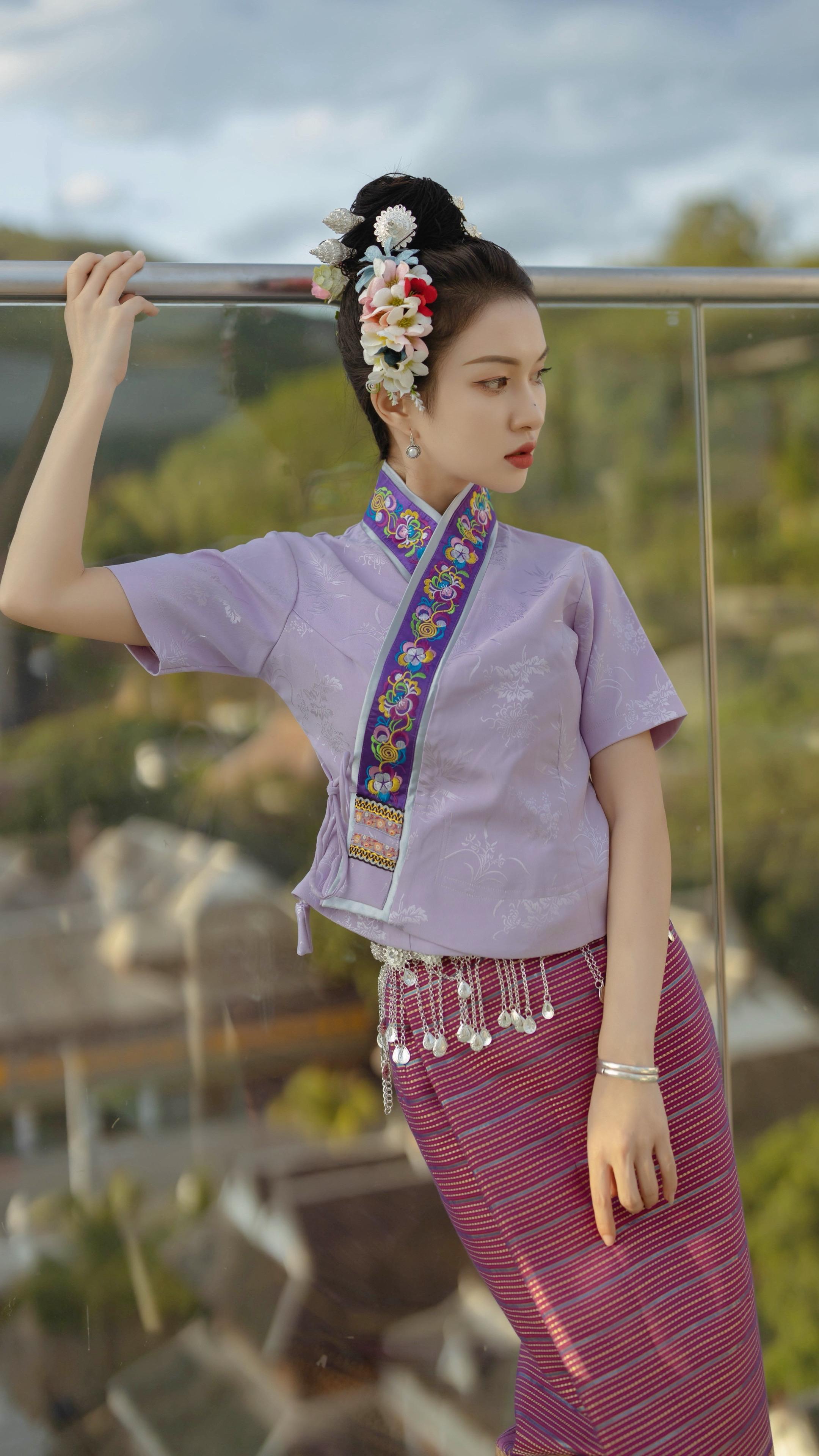 “时光流转传承，不变的是民族底蕴。”