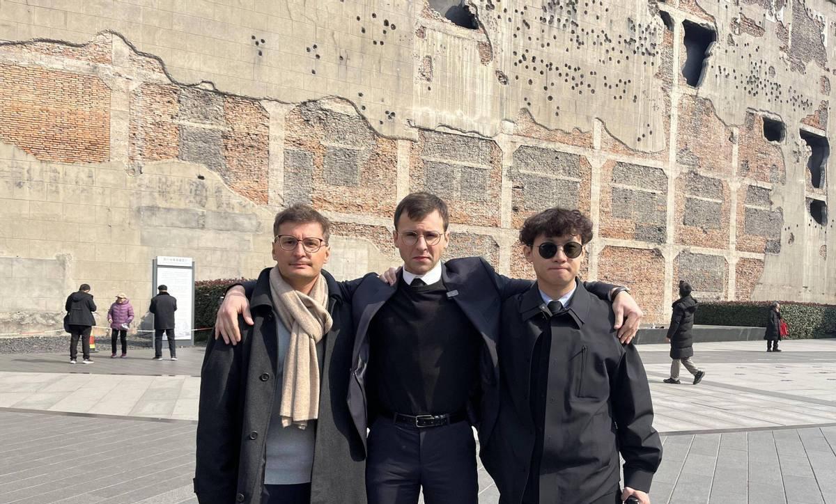 向中国捐赠日军侵华相册的法国小伙马库斯11月12日发视频向社会寻求帮助！
视频