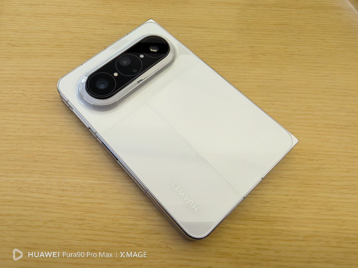 白色真透，好看啊，你们都买到了吗？华为pura系列新品发布华为pura90