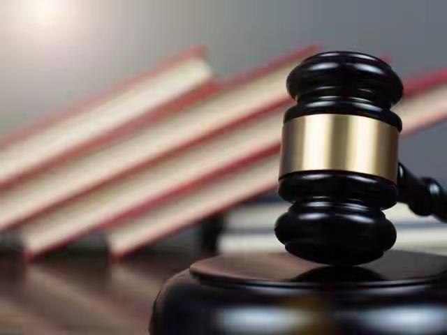 婚礼伴郎变“枕边人”？陕西女子婚内重婚生子，两人双双获刑
 
丈夫常年在外务工，