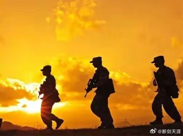 东风快递火箭军正青春火箭军 《号手就位》看过星辰大海的壮美品尝沉默无言的滋味烈焰