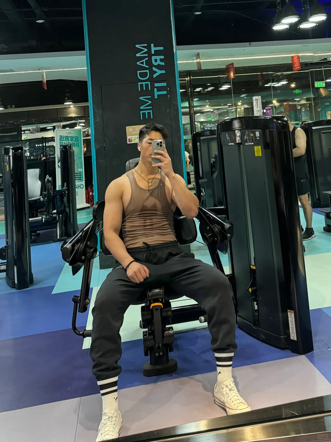 看的出来 老手了
