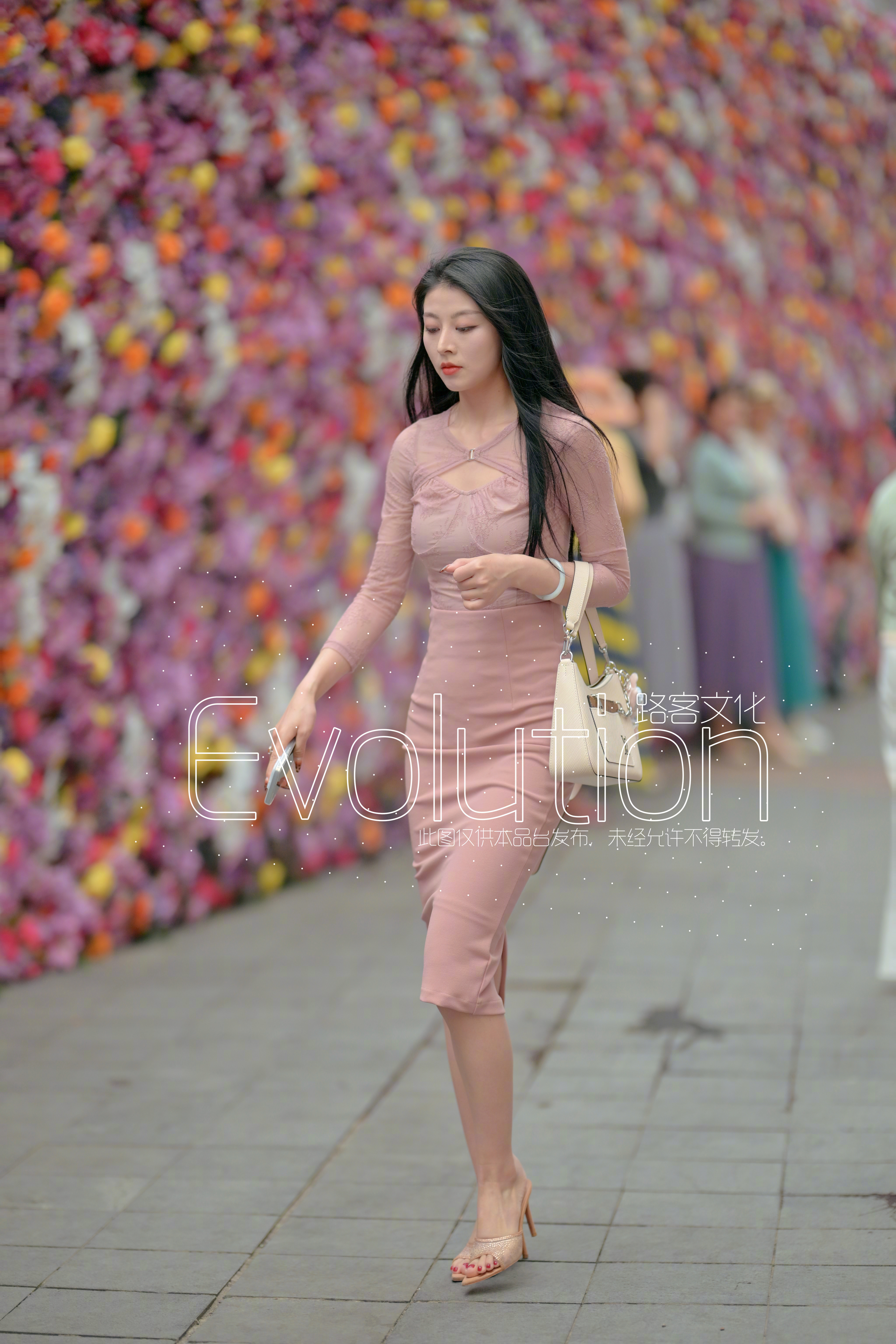 眼睛往下看一种很安静的感觉哈 ​​​