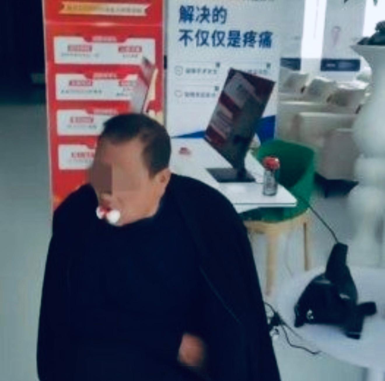 心梗老人看1颗牙被全口拔光 63岁老人看1颗牙，竟被医院拔光12颗，哪一颗不是伤