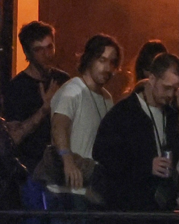 36岁的达妹Dakota Johnson 与28岁的新男友Role Model（