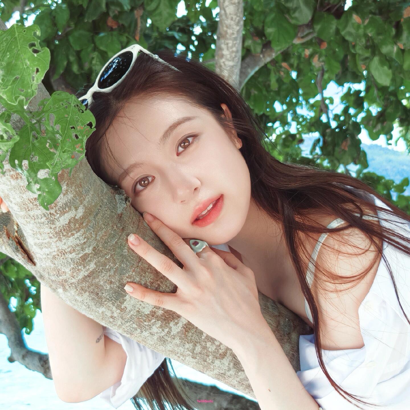 -𝐒𝐇𝐀𝐑𝐄｜李兰迪头像背景图搭配 ⸝⸝🍏꙳🍃◟🍀。 