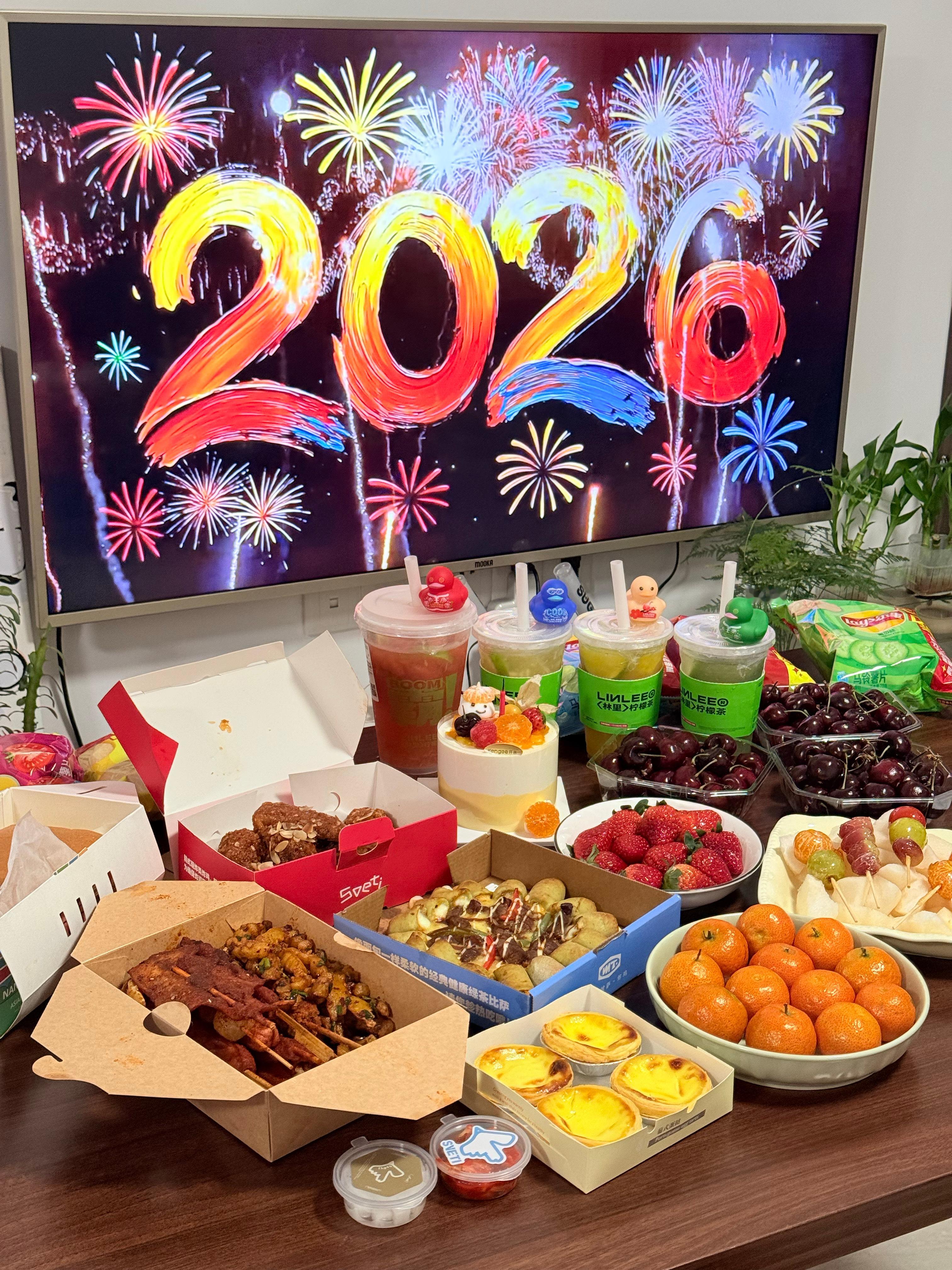 新的一年我会有新的力量更爱自己 