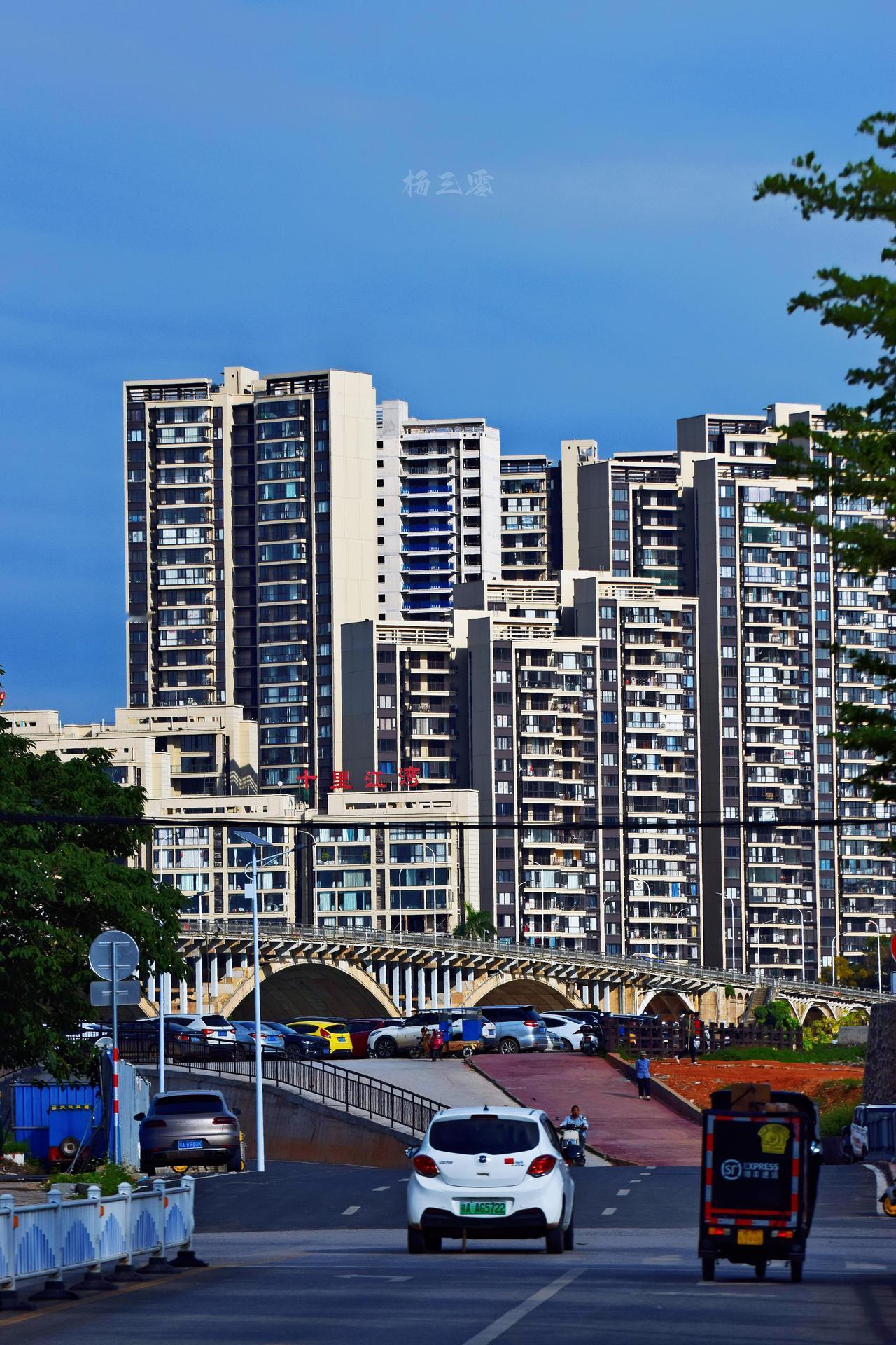 贵港人能看出我站在什么位置拍西江大桥吗？这些视角不错吧？
