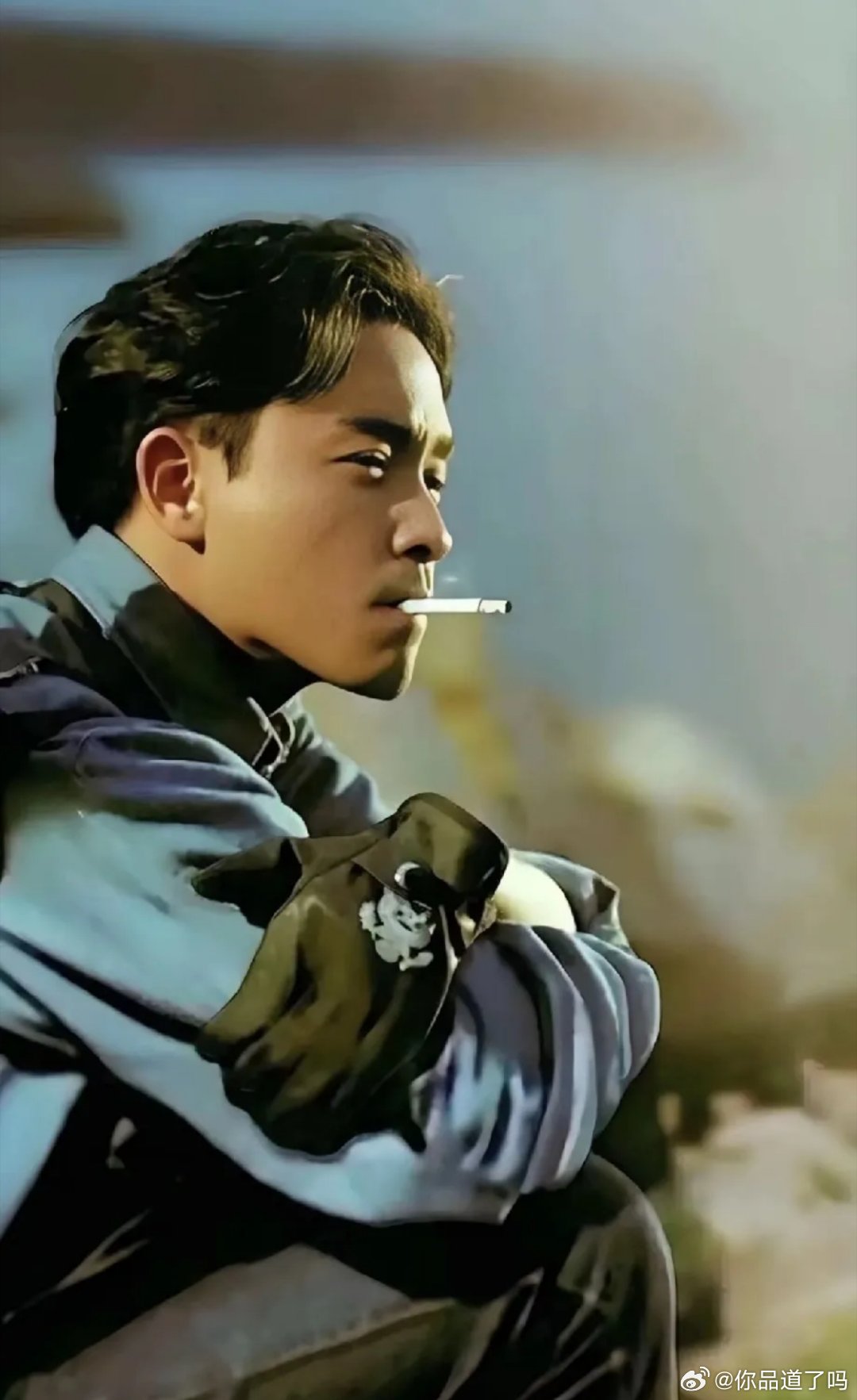 张国荣离开23年仍被人们怀念，是因为他拥有卓越的艺术成就、独特的人格魅力，更是香