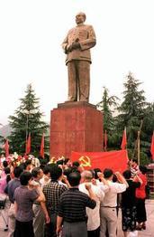 韶山：红太阳升起来的地方！
人民崇拜.敬仰的圣地！[赞][赞][赞][赞][赞]