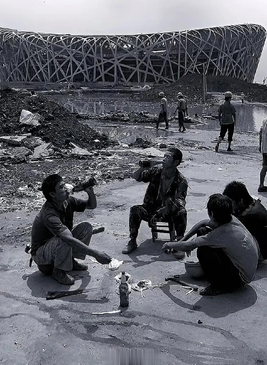 2007年，喝啤酒的焊工。[赞] ​​​