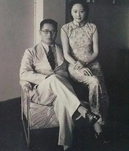 1933年9月，上海圣约翰大学迎来了一个特殊的学生，他是学生中唯一住单间的。这个