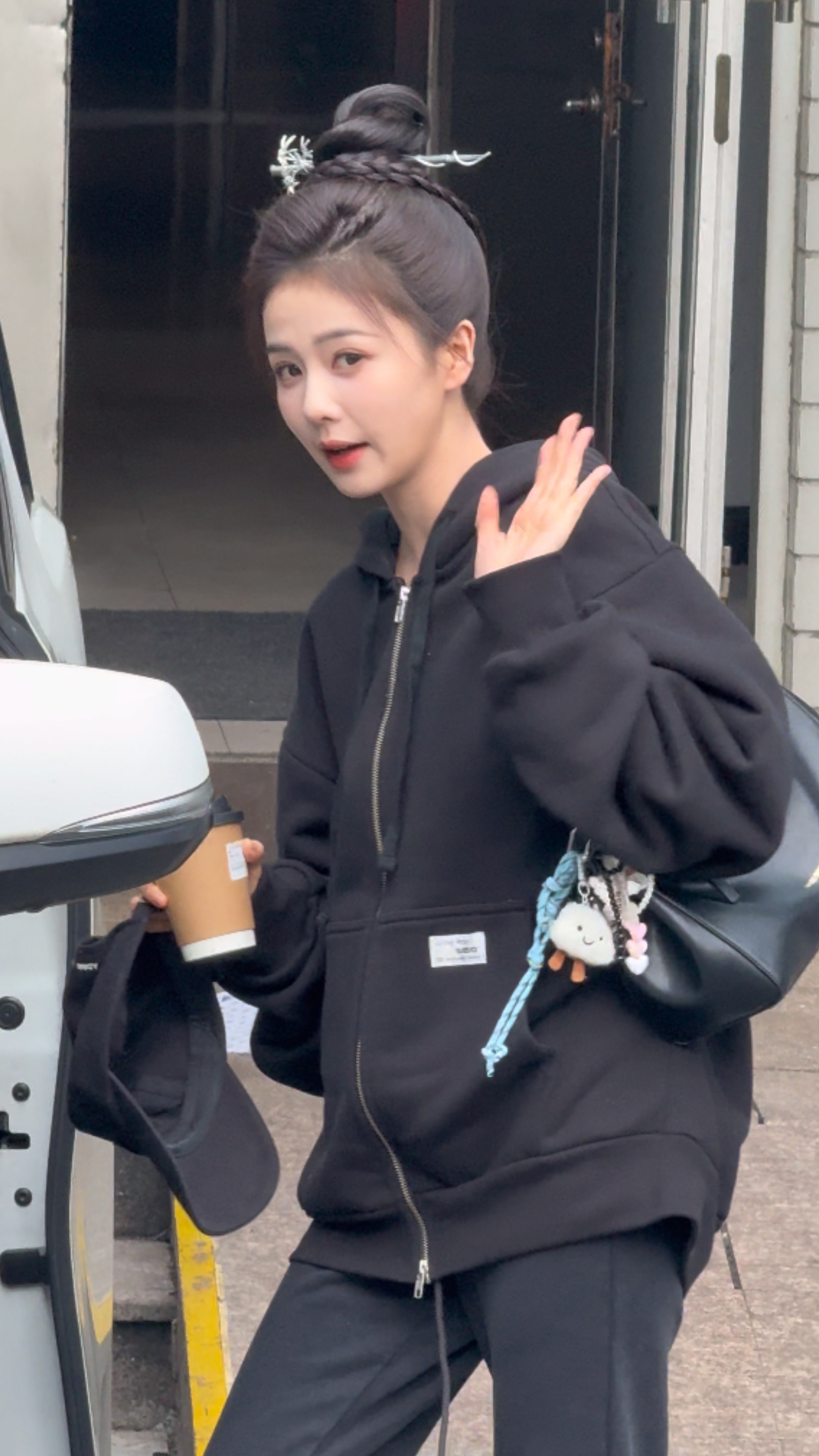 早上好呀～[太阳]今天和妍妍是同款挂件 嘿嘿🥰 