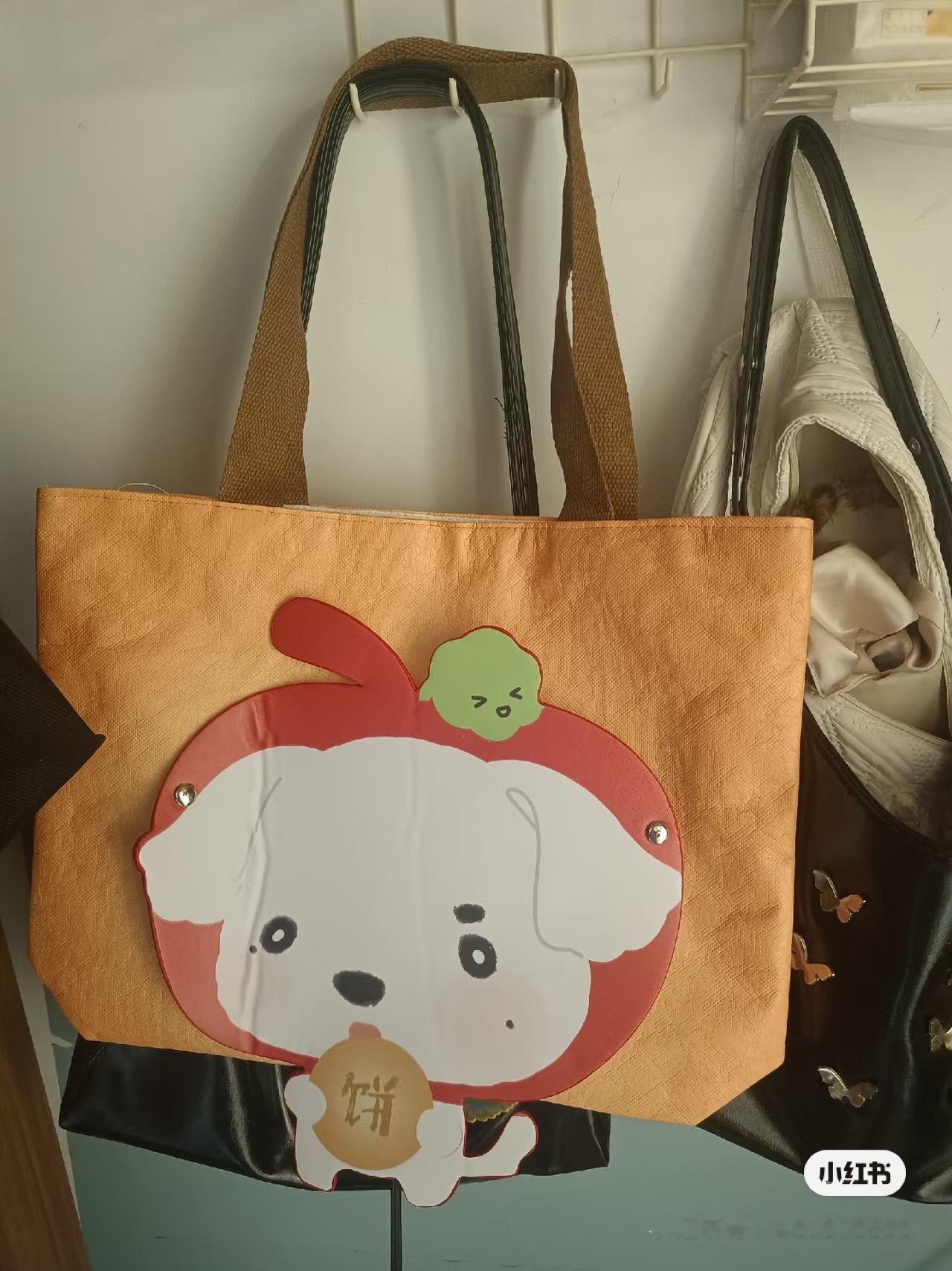 看完再也不说jlj了，起码我们实物很貌美，不会一发出下沉全是吐槽实物的