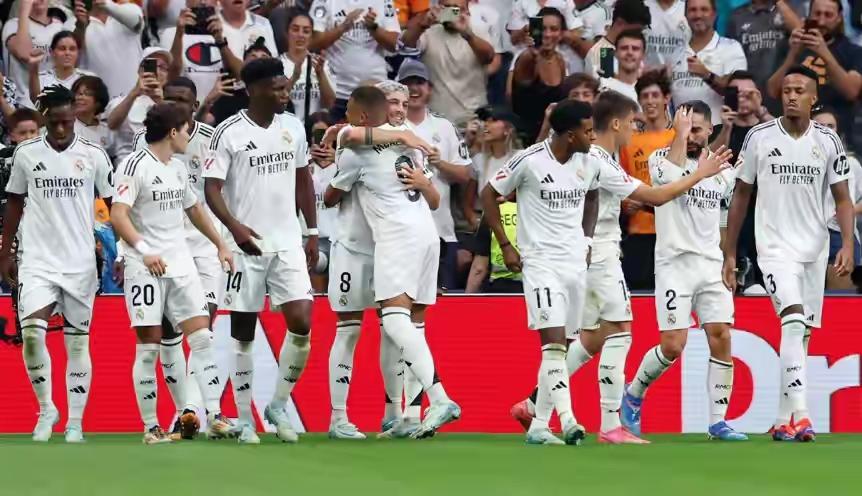 曼城落后阿森纳9分都能翻盘，皇马能做到吗……？

曼城用3场比赛就把领先9分的阿