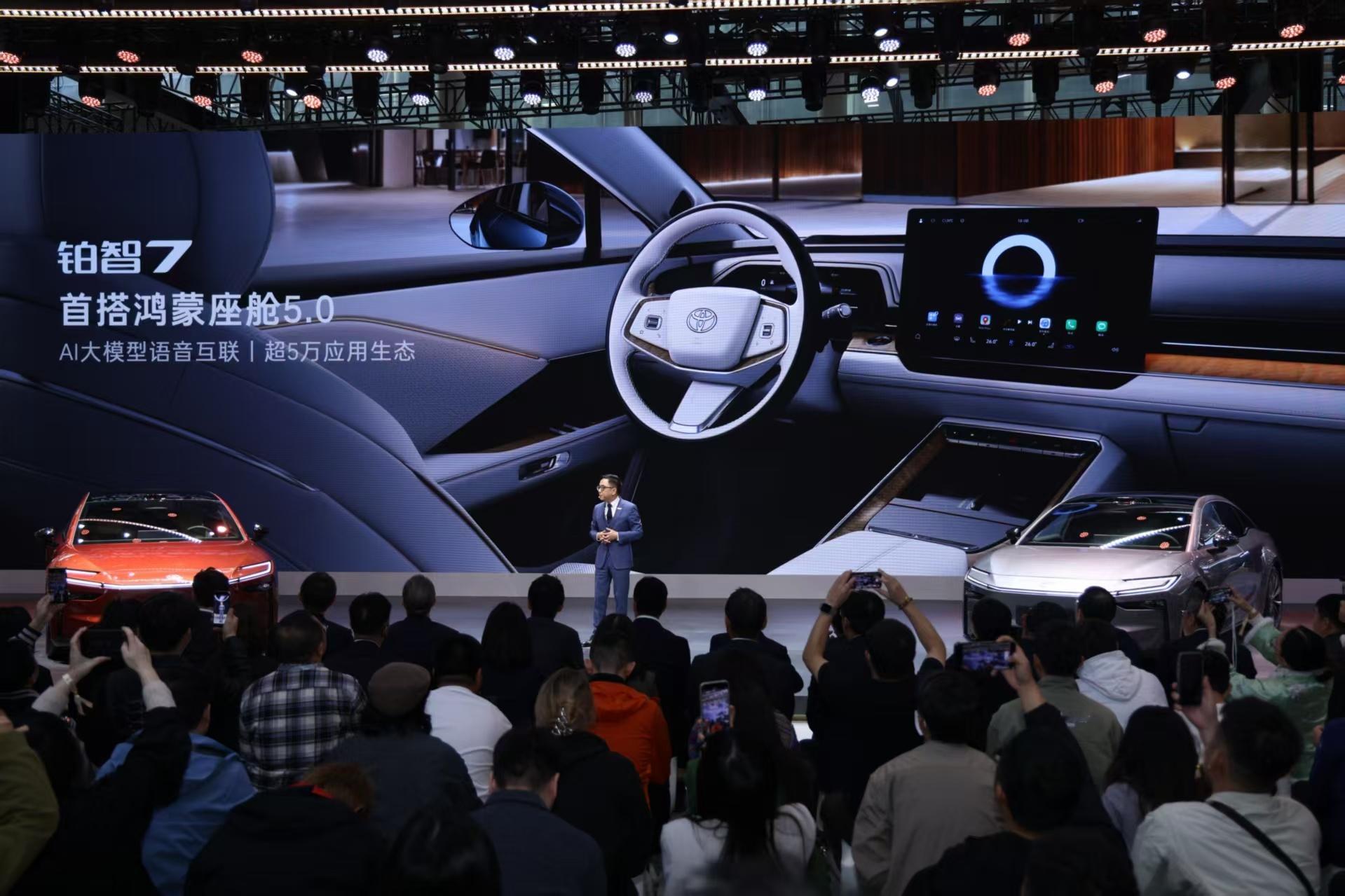 新能源配置，冰箱彩电大沙发早已不是护城河，激烈竞争下，必须由外到内全面打造核心品