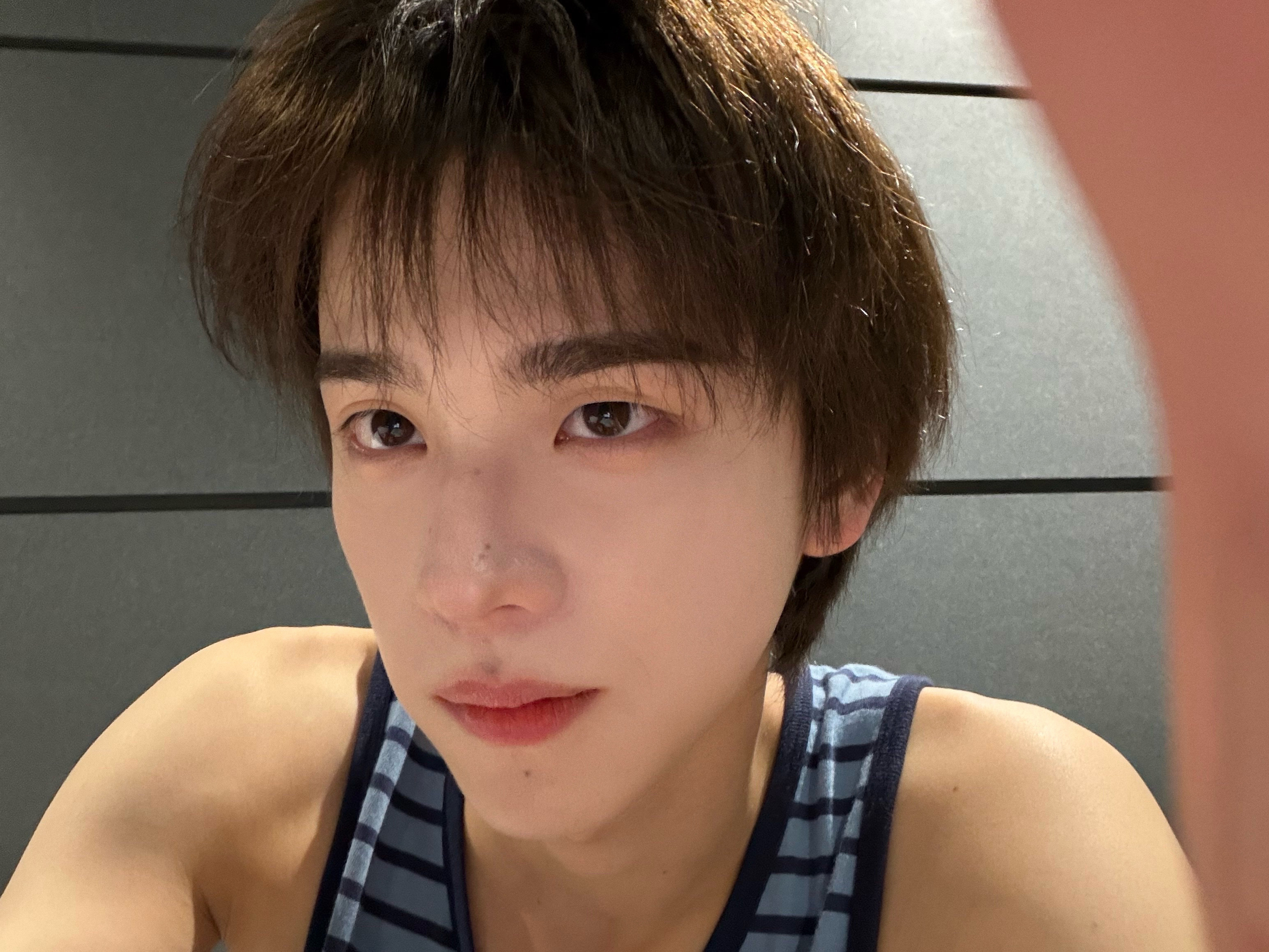 260728    Weverse 更新 posts【SHINYU】今天也要好好