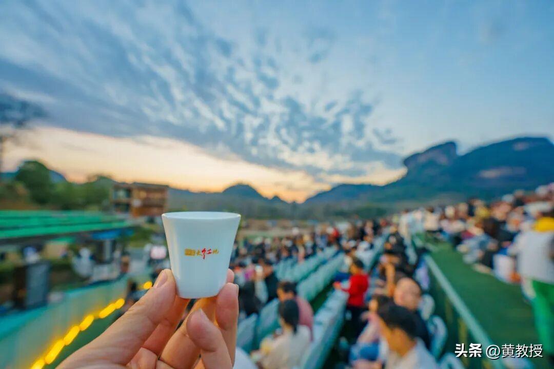 延平，建阳
为啥相互之间不服
这次来南平
听了些故事
挺有意思
不要争论，团结一