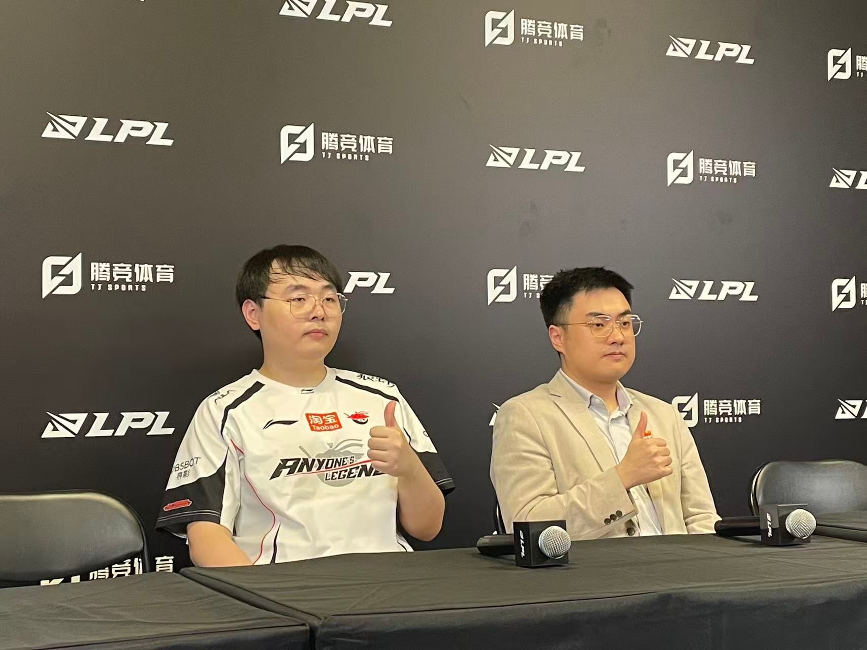Breathe和教练接受胜者采访！bdd向粉丝道歉AL战胜LGD2026lpl最