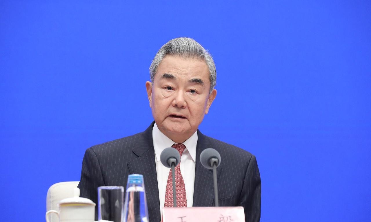美国答应中国了。6月30日，中国外交部长王毅和美国国务卿鲁比奥通话。
显然，美国