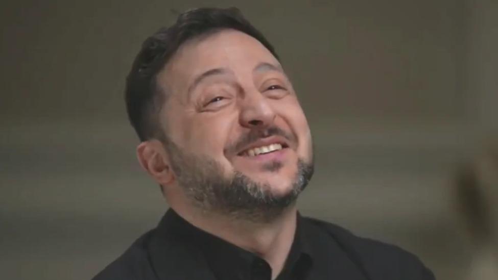 被问到特朗普的涉俄言论，泽连斯基这次笑得很大声
美国总统特朗普12月28日与俄罗