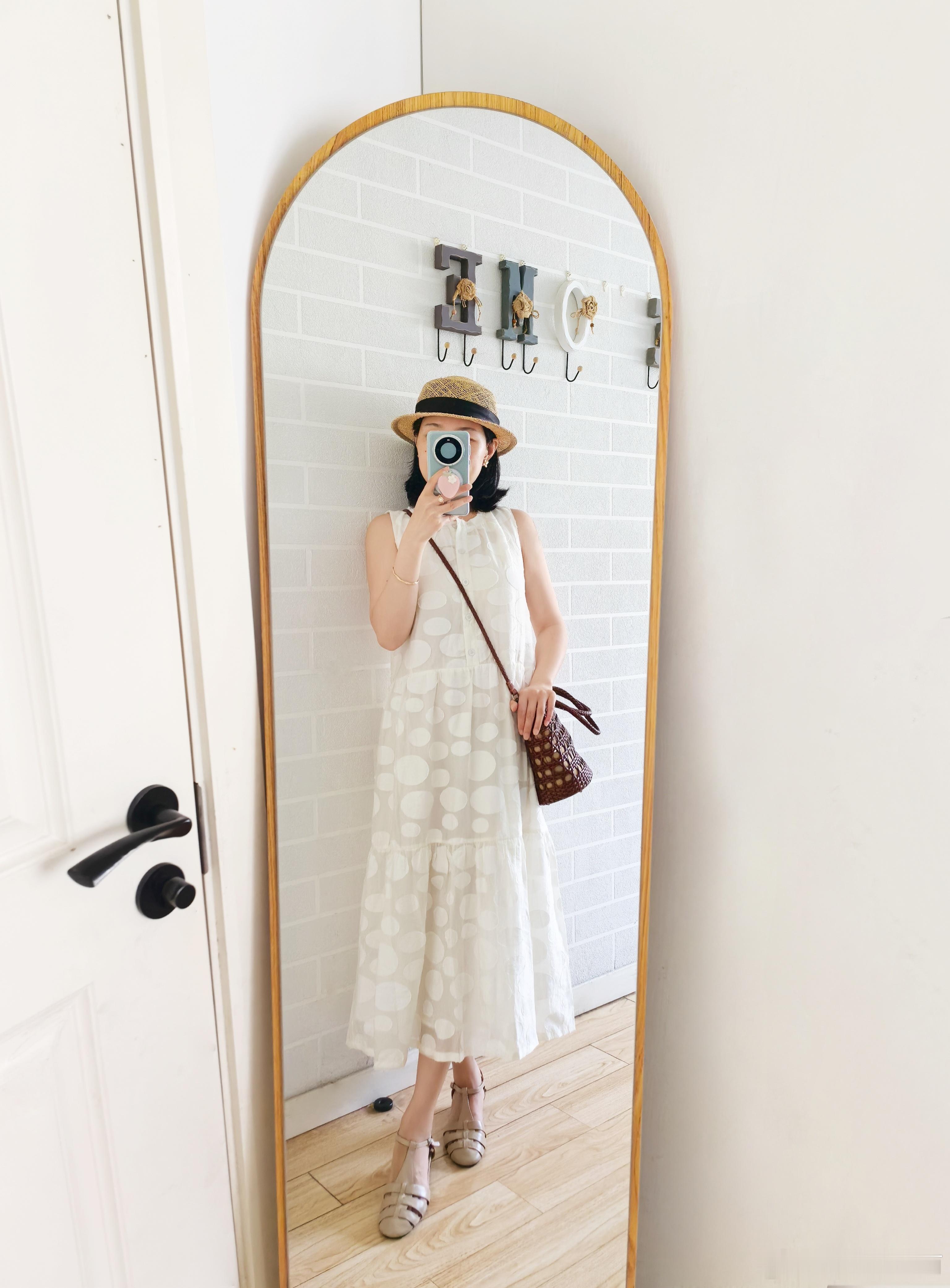 一条敲美的👗舒服又凉快呀～随手拍今天穿什么ootd