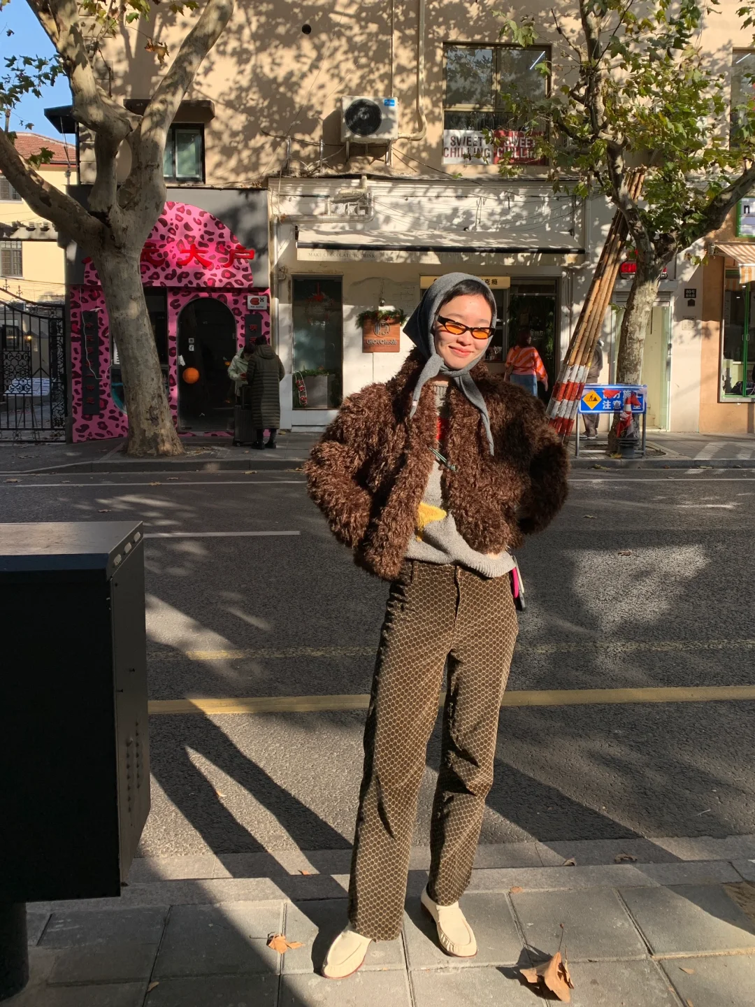 👵狼外婆来偷小狗啦