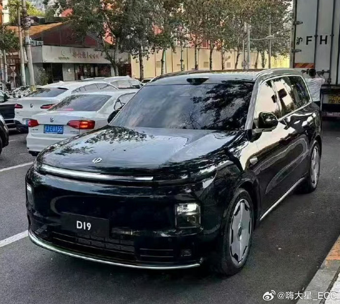 20万的L9，车标一遮，你能看出是什么品牌吗？[doge] ​​​