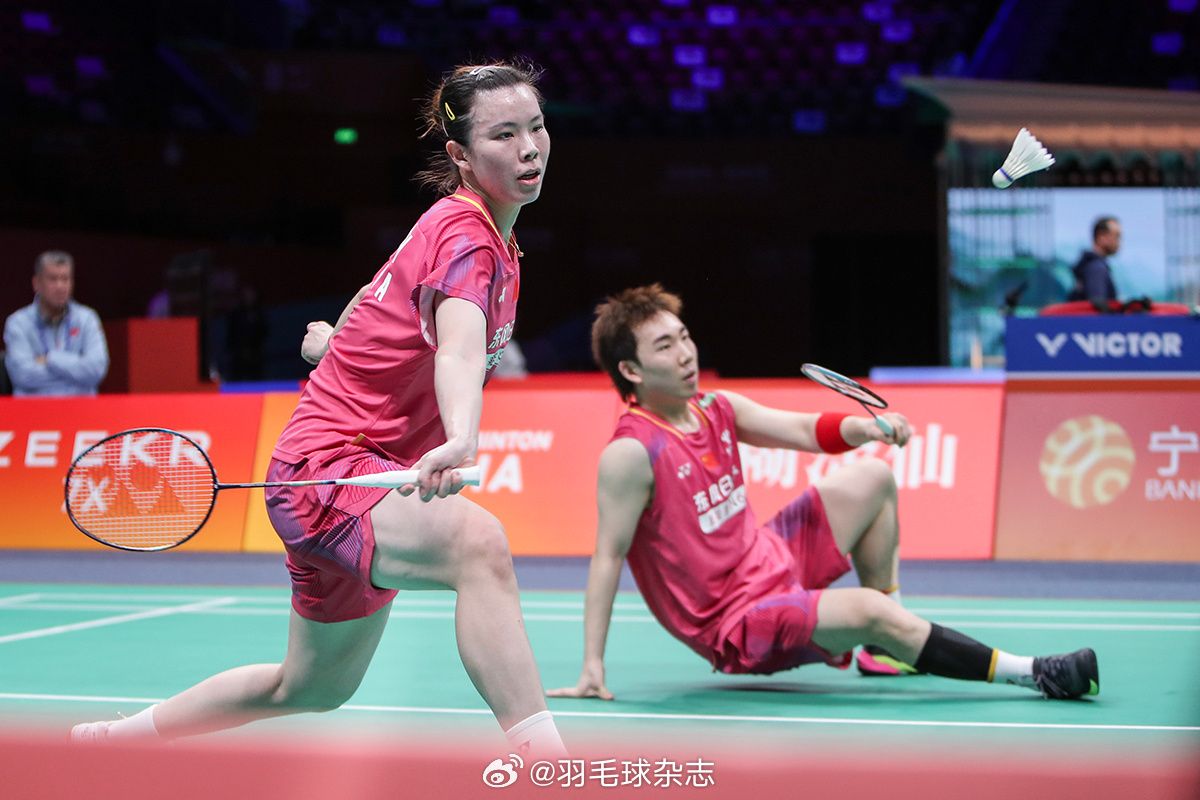 宁波亚锦赛·4月7日国羽战报郭新娃/陈芳卉 21比17、21比18 吴冠勋/李佳