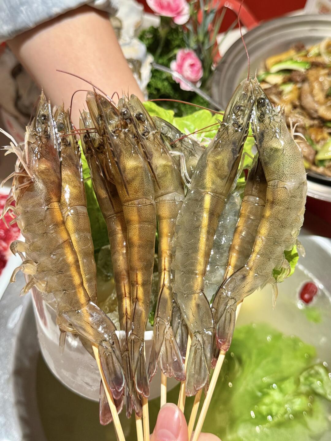 卧卧卧！！！八合里吃到了海鲜大餐！！！！