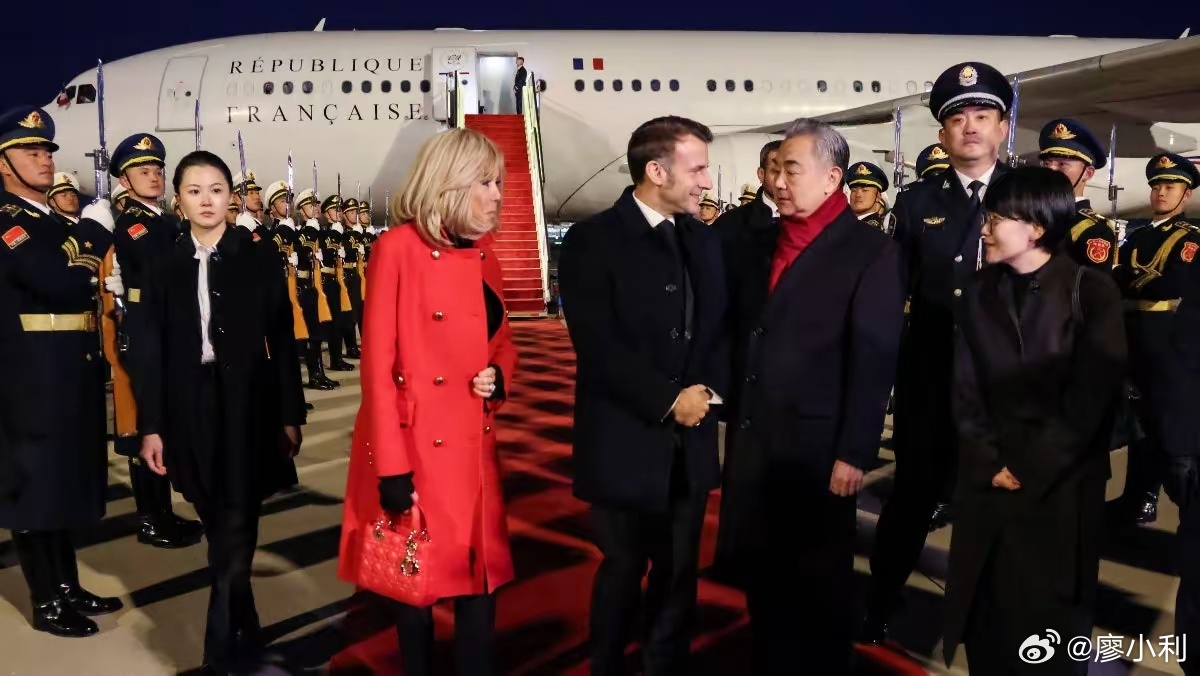 为什么马克龙访华要看都江堰都江堰在中法关系当中也具有特殊的地位。去年法国的驻华大