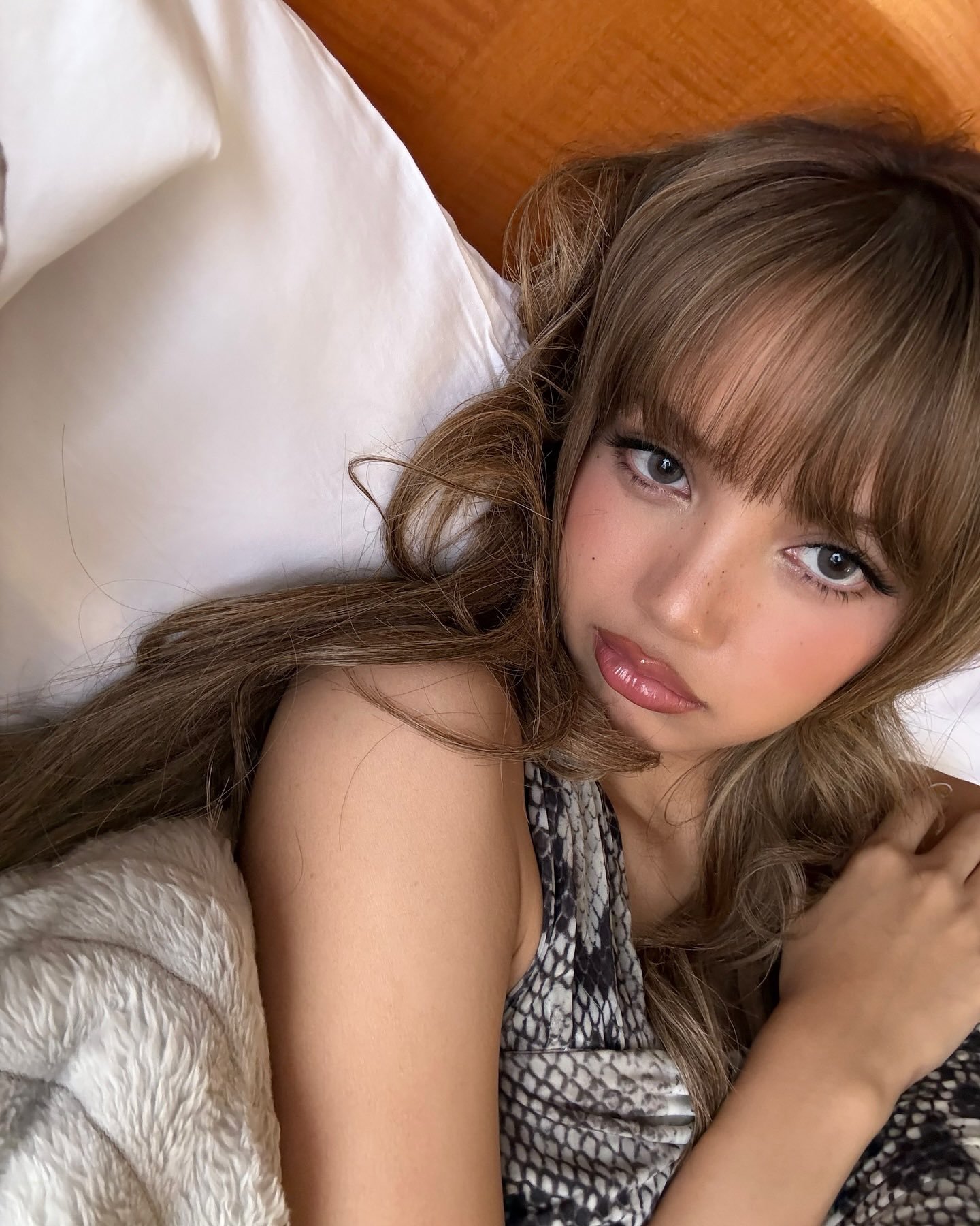 这Lisa怎么净干一些勾引女人的事[怒] ​​​