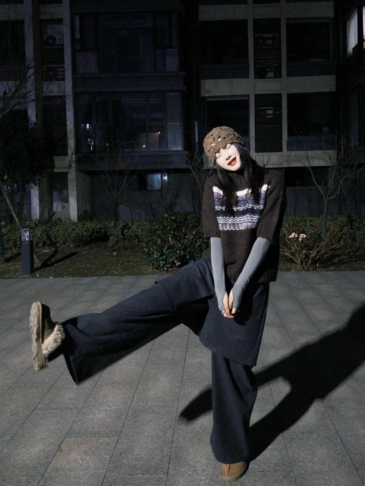 喜欢宁静的日子 一切归于平淡 才是最稳妥。