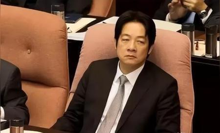 统一台湾后需多少驻军？香港753万人驻军6000人，澳门68万人驻军不足千人，台